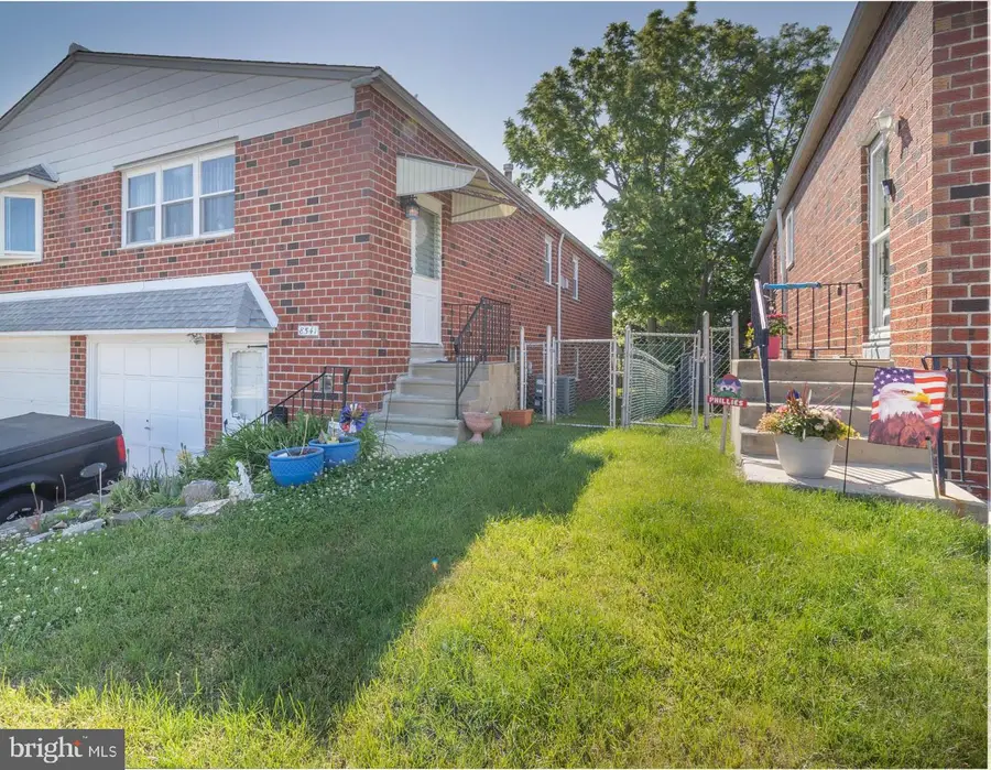 8541 Ridgeway St, Philadelphia, PA 19111 - #2