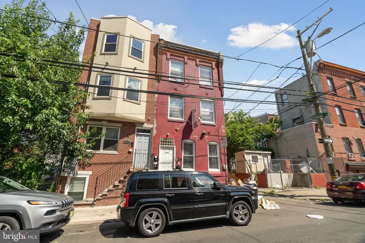 2105 N 17th St, Philadelphia, PA 19121 - #1