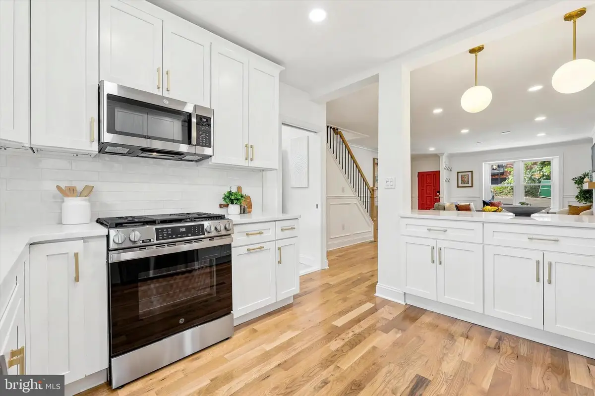 238 Kalos St, Philadelphia, PA 19128 - #1