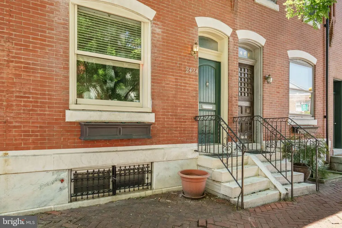 2424 Lombard St, Philadelphia, PA 19146 - #1