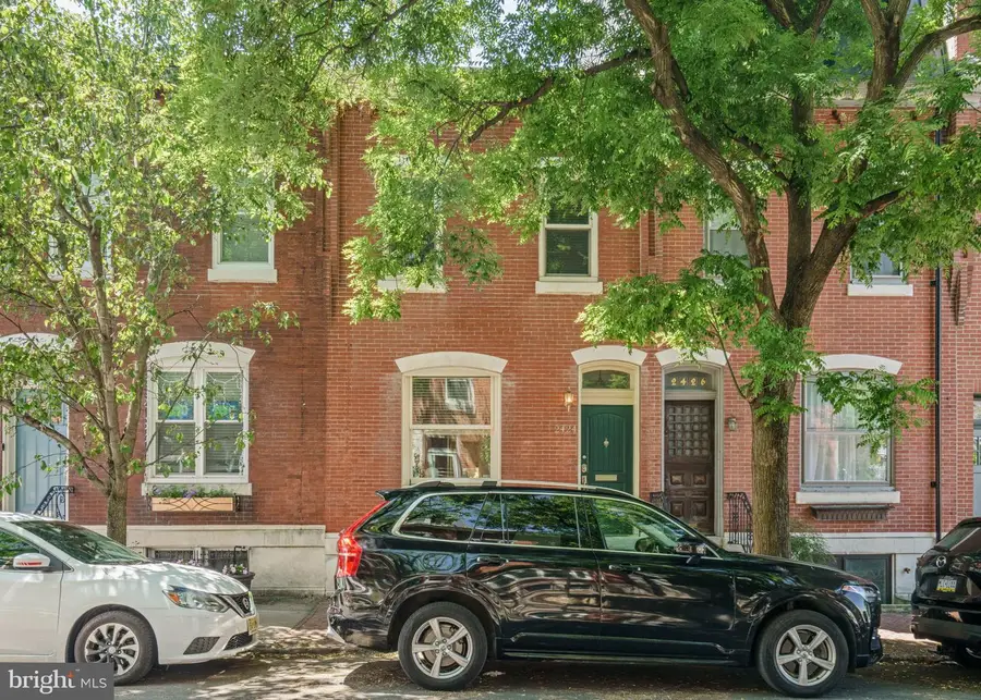 2424 Lombard St, Philadelphia, PA 19146 - #2