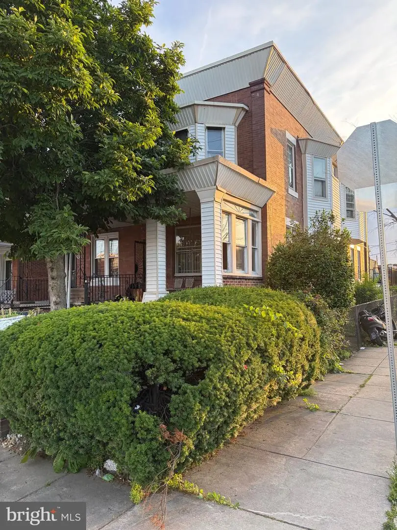 1022 S 60th St, Philadelphia, PA 19143 - #1