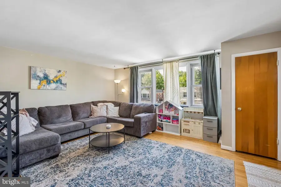 725 Hill Rd, Philadelphia, PA 19128 - #2