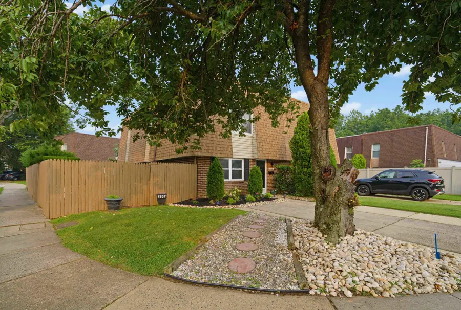 9807 Cowden St, Philadelphia, PA 19115 - #2