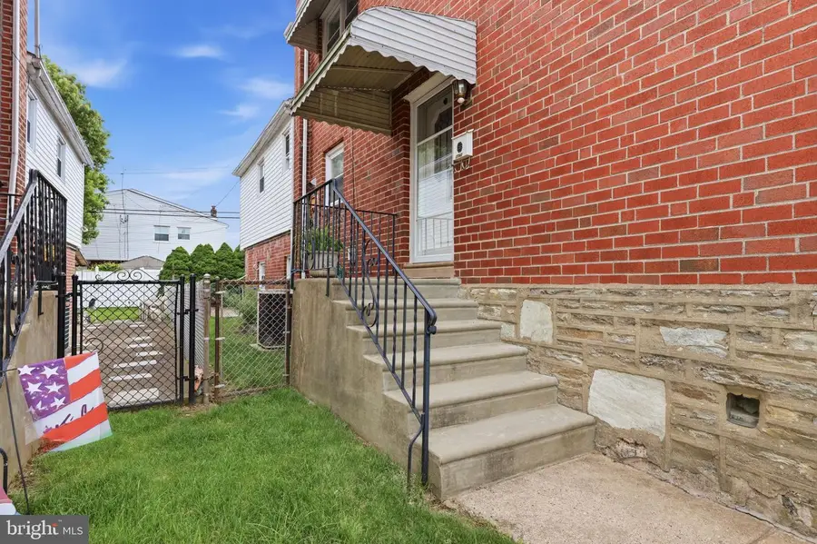 2742 Mower St, Philadelphia, PA 19152 - #2