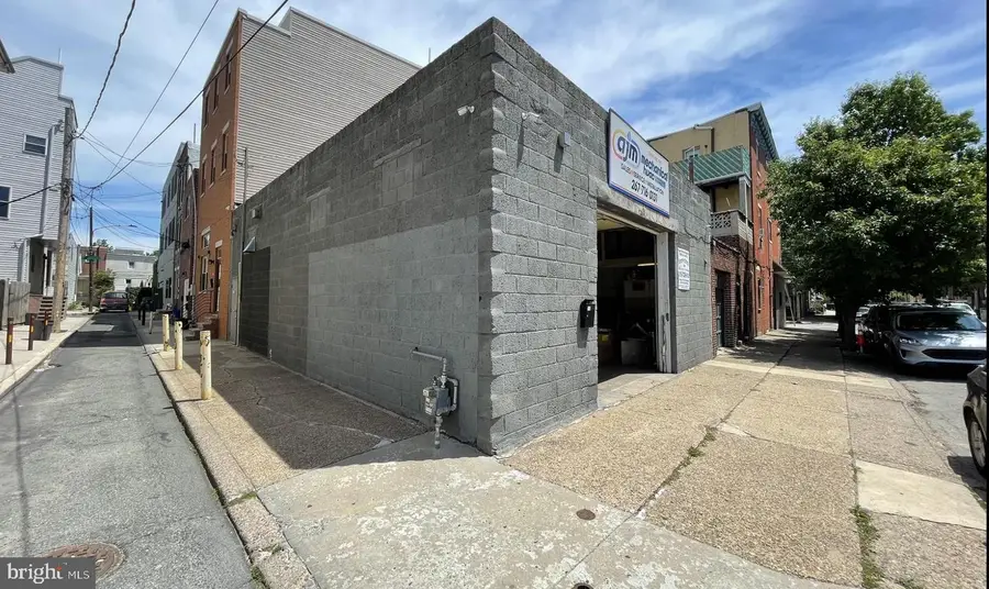 203 Moore St, Philadelphia, PA 19148 - #2