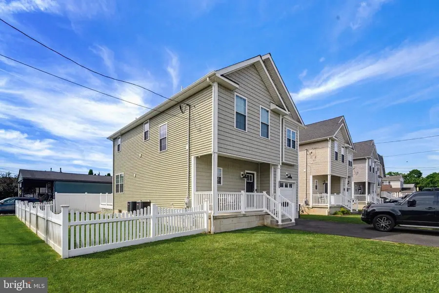 9241 Cambridge St, Philadelphia, PA 19114 - #3