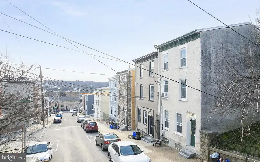 230 Hermitage St, Philadelphia, PA 19127 - #3