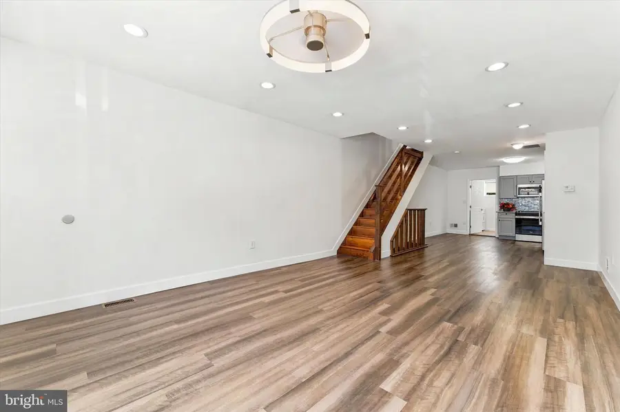 601 Watkins St, Philadelphia, PA 19148 - #3