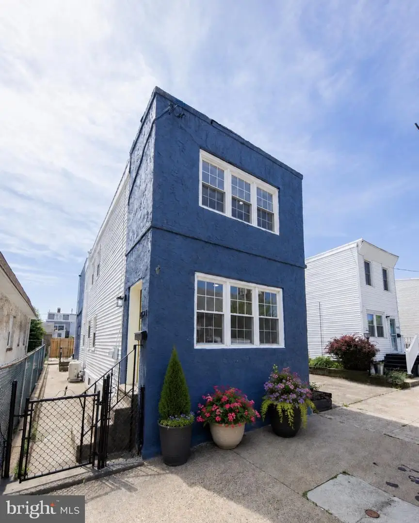4627 Edgemont St, Philadelphia, PA 19137 - #1