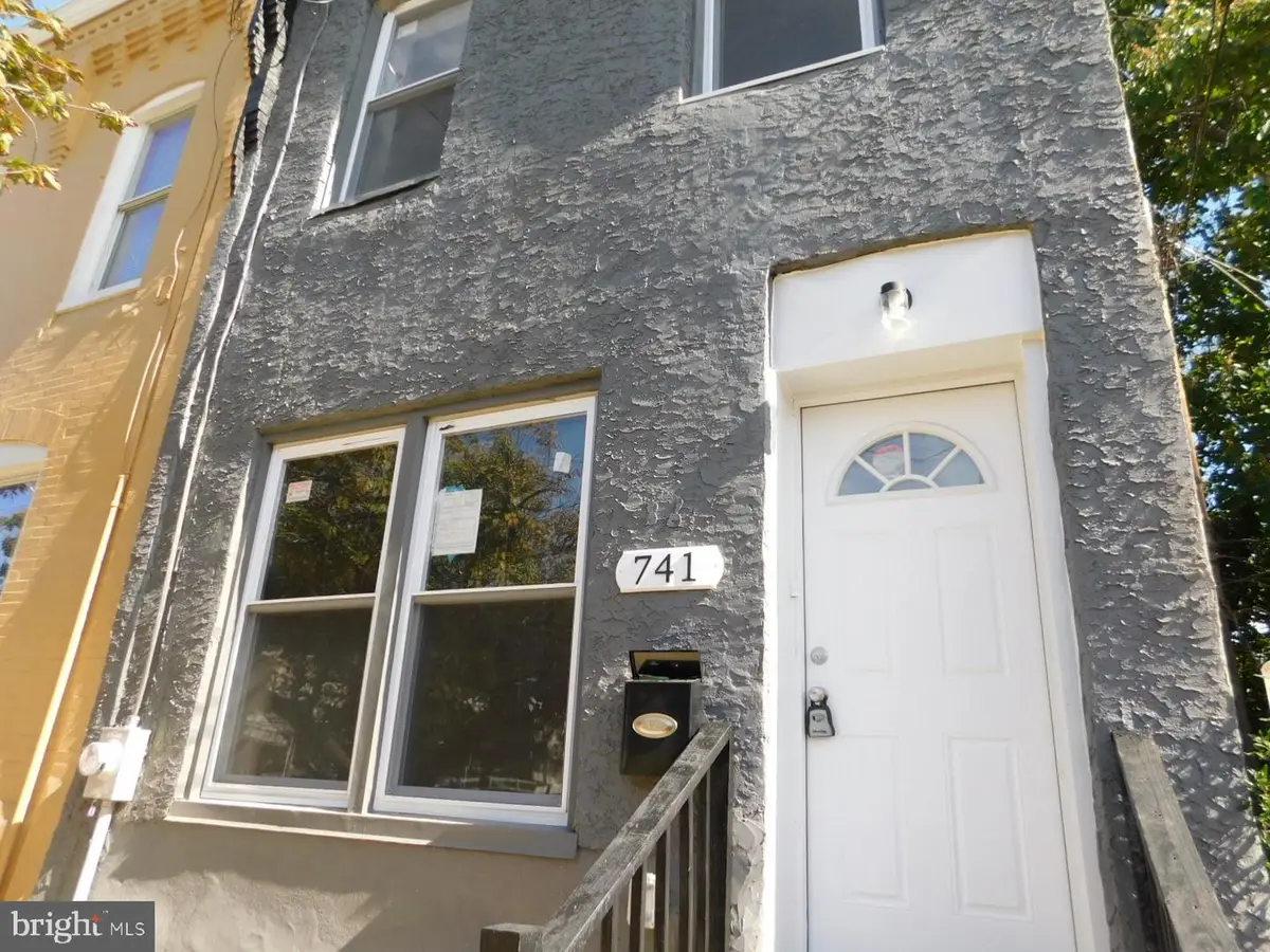 741 N 39th St, Philadelphia, PA 19104 - #1