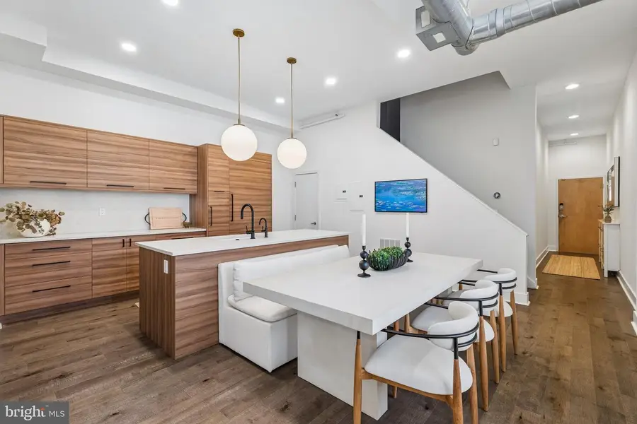 1111 Walnut St #9, Philadelphia, PA 19107 - #2