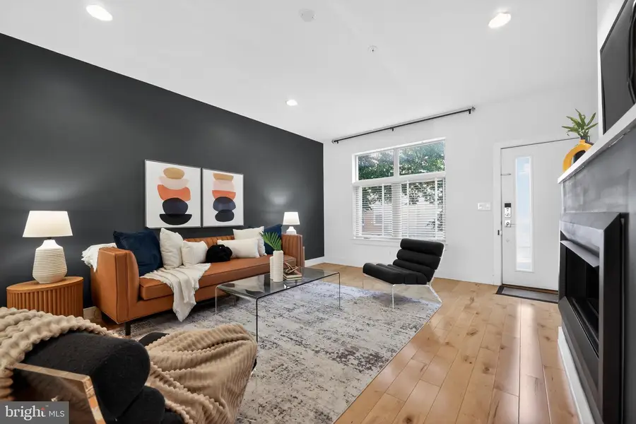973 N 5th St, Philadelphia, PA 19123 - #3