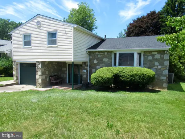 463 Pinewood Rd, PHILADELPHIA, PA 19116