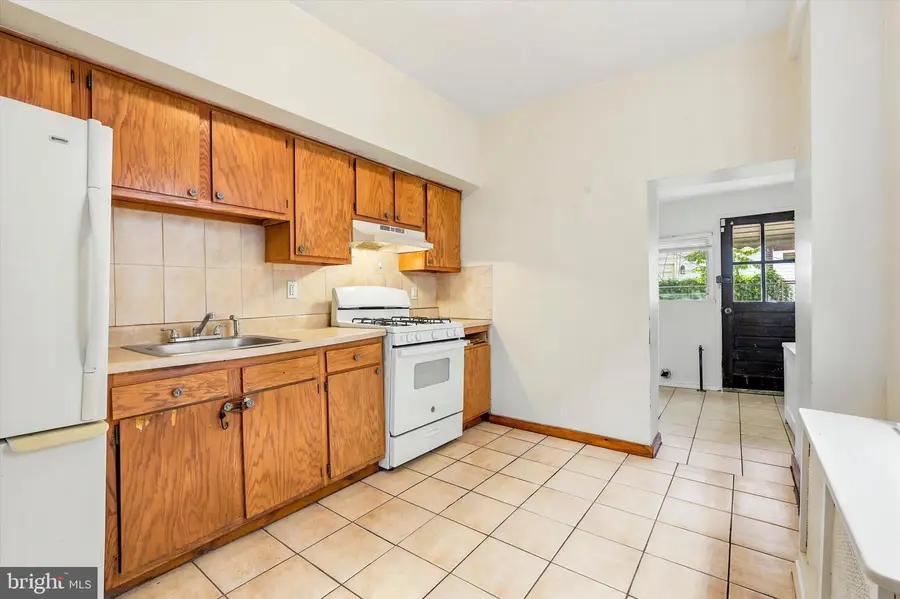2934 Aramingo Ave, Philadelphia, PA 19134 - #3