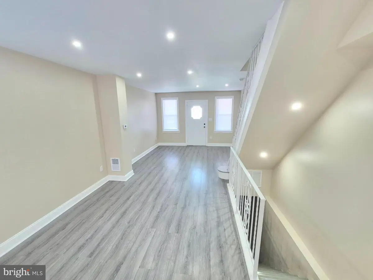 6136 Walker St, Philadelphia, PA 19135 - #1