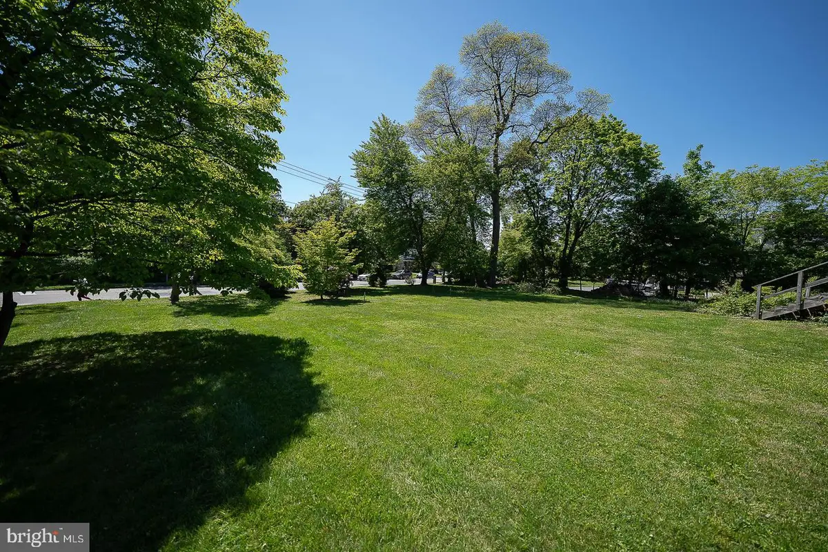 3 E Chestnut Hill Ave, Philadelphia, PA 19118 - #1