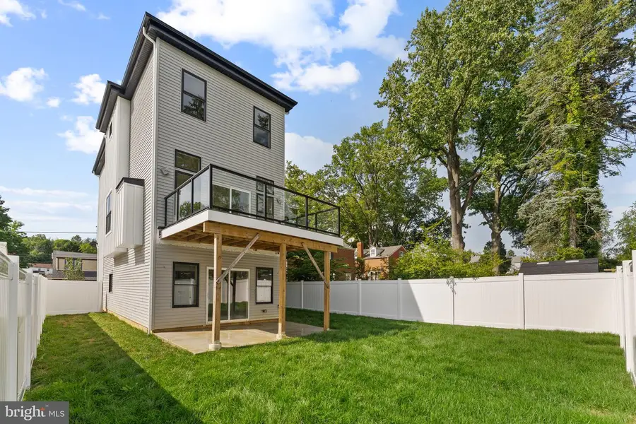469 Aurania St, Philadelphia, PA 19128 - #3