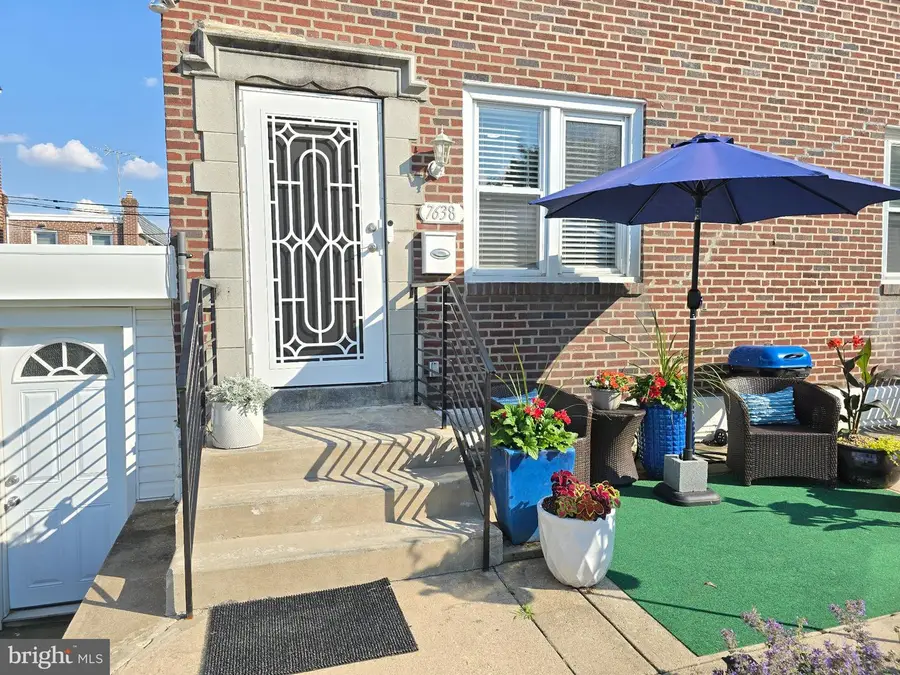 7638 Sherwood Rd, Philadelphia, PA 19151 - #3