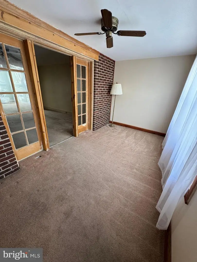 7022 Reedland St, Philadelphia, PA 19142 - #2