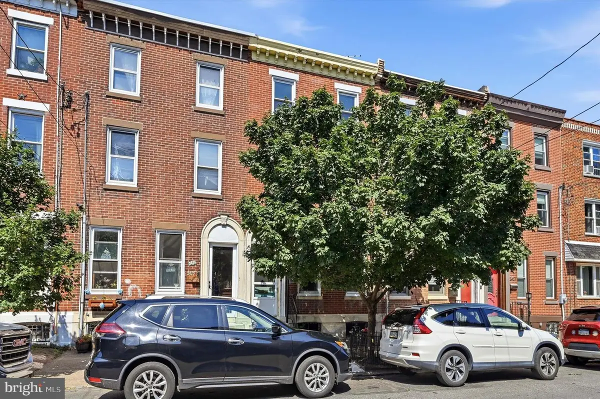 2417 E Cumberland St, Philadelphia, PA 19125 - #1