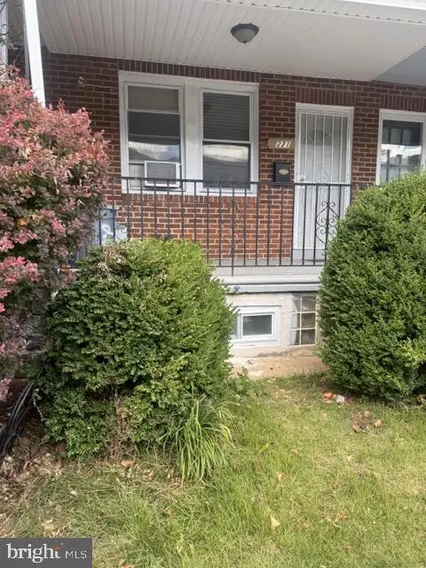 221 Linton St, Philadelphia, PA 19120 - #1