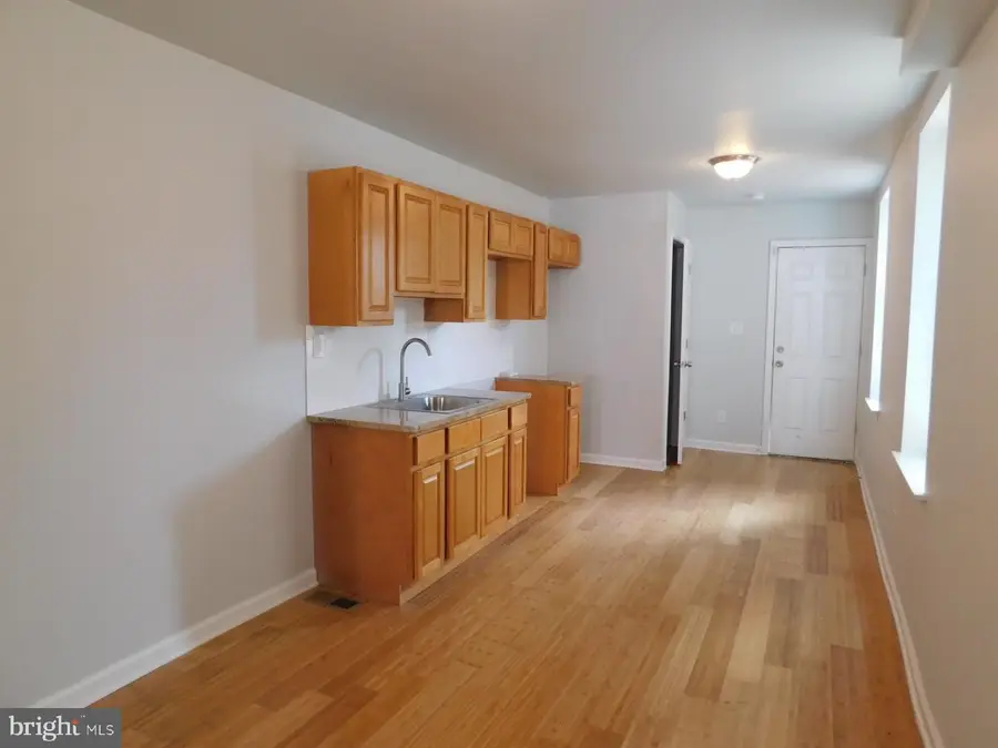 2534 Nicholas St, Philadelphia, PA 19121 - #3