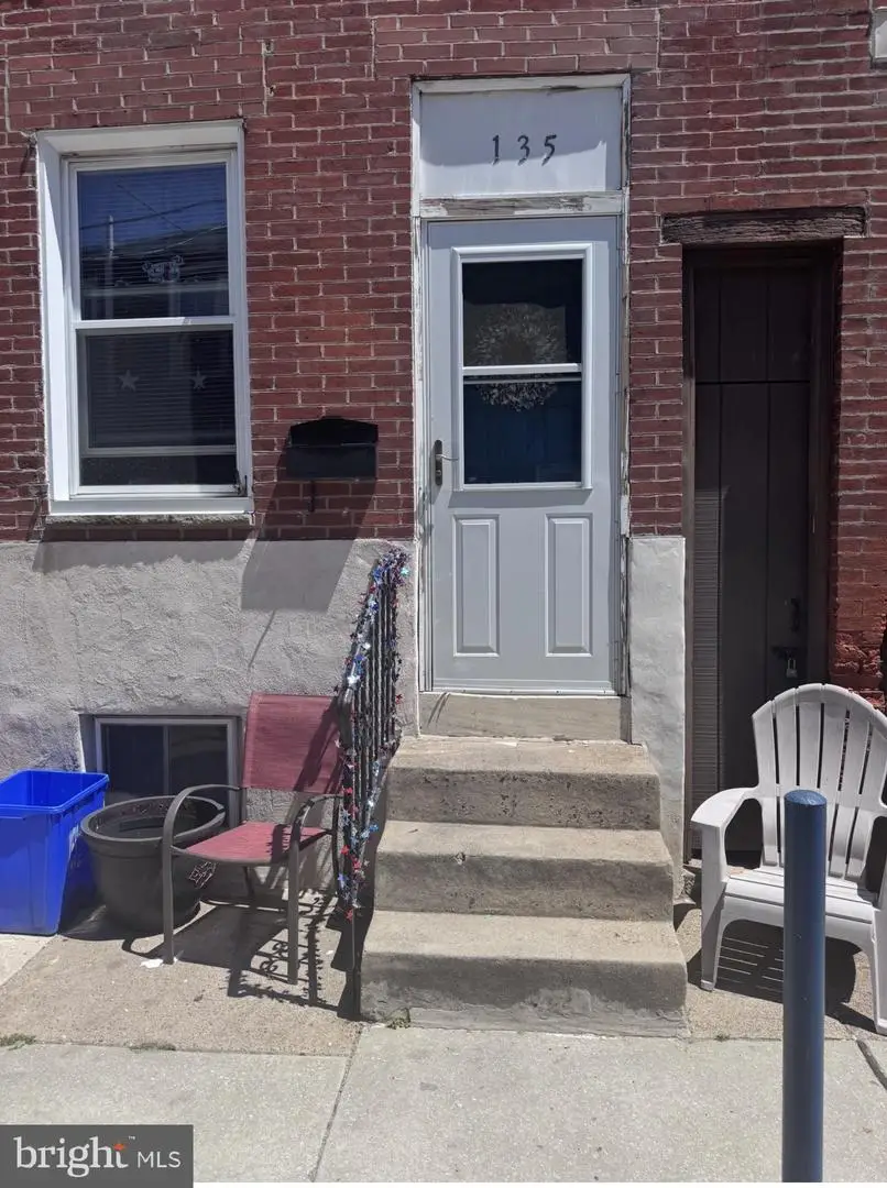 135 Wilder St, Philadelphia, PA 19147 - #1