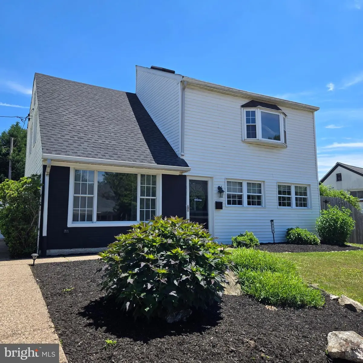 373 Leroy St, Philadelphia, PA 19128 - #1