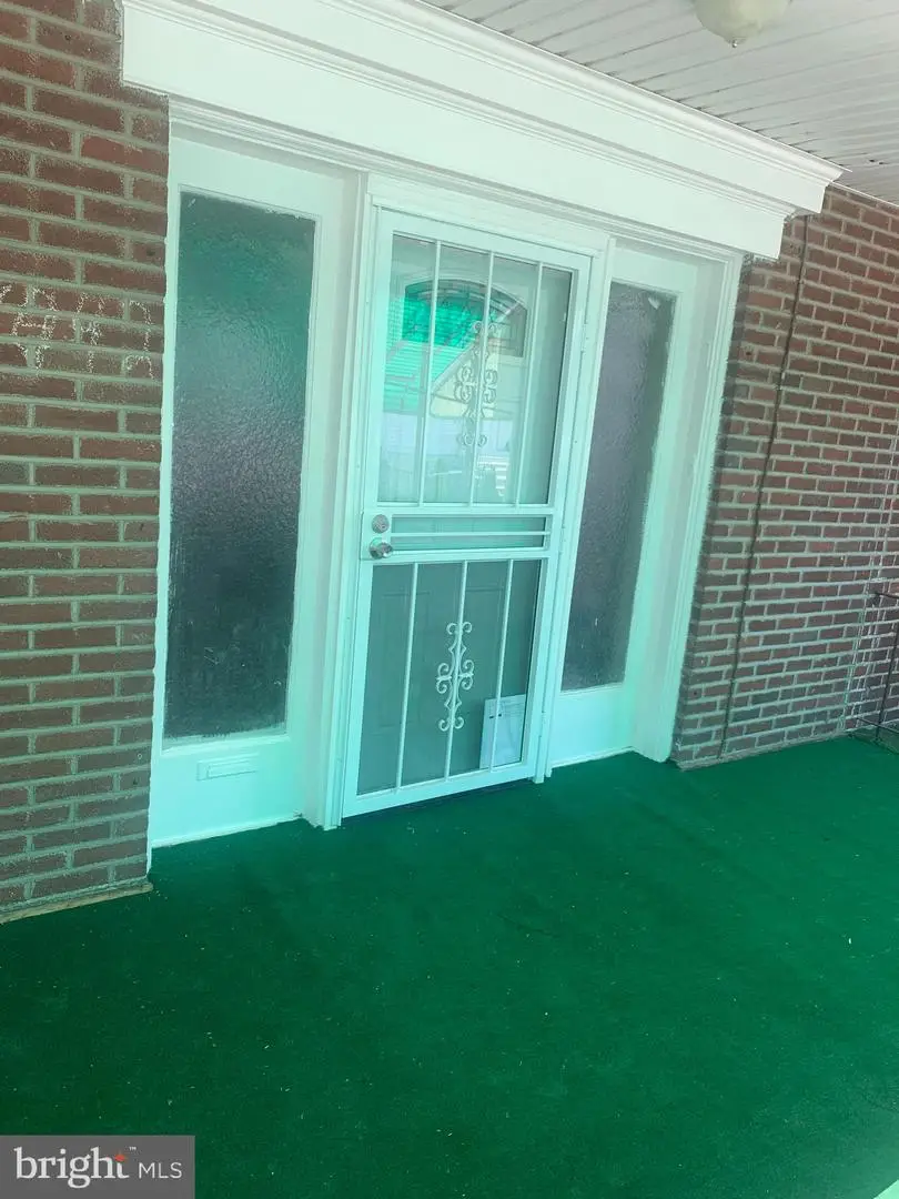 7042 Reedland St, Philadelphia, PA 19142 - #1