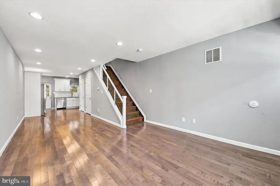 2237 Sears St, Philadelphia, PA 19146 - #3