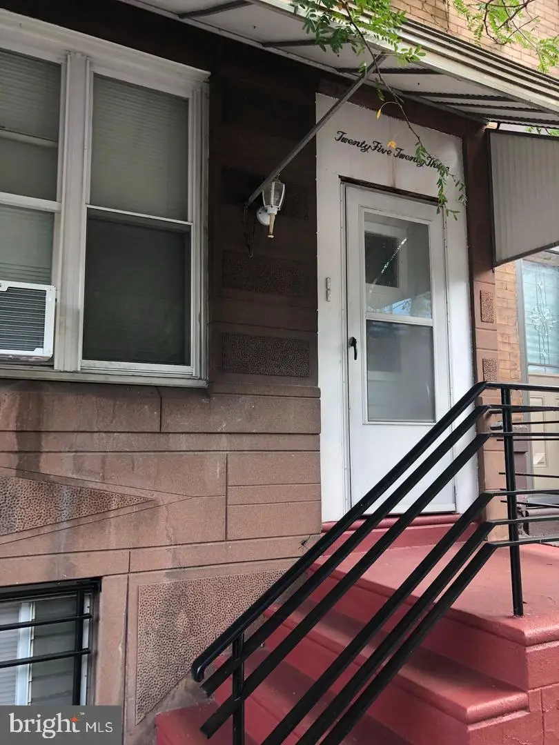 2523 S 16th St, Philadelphia, PA 19145 - #1