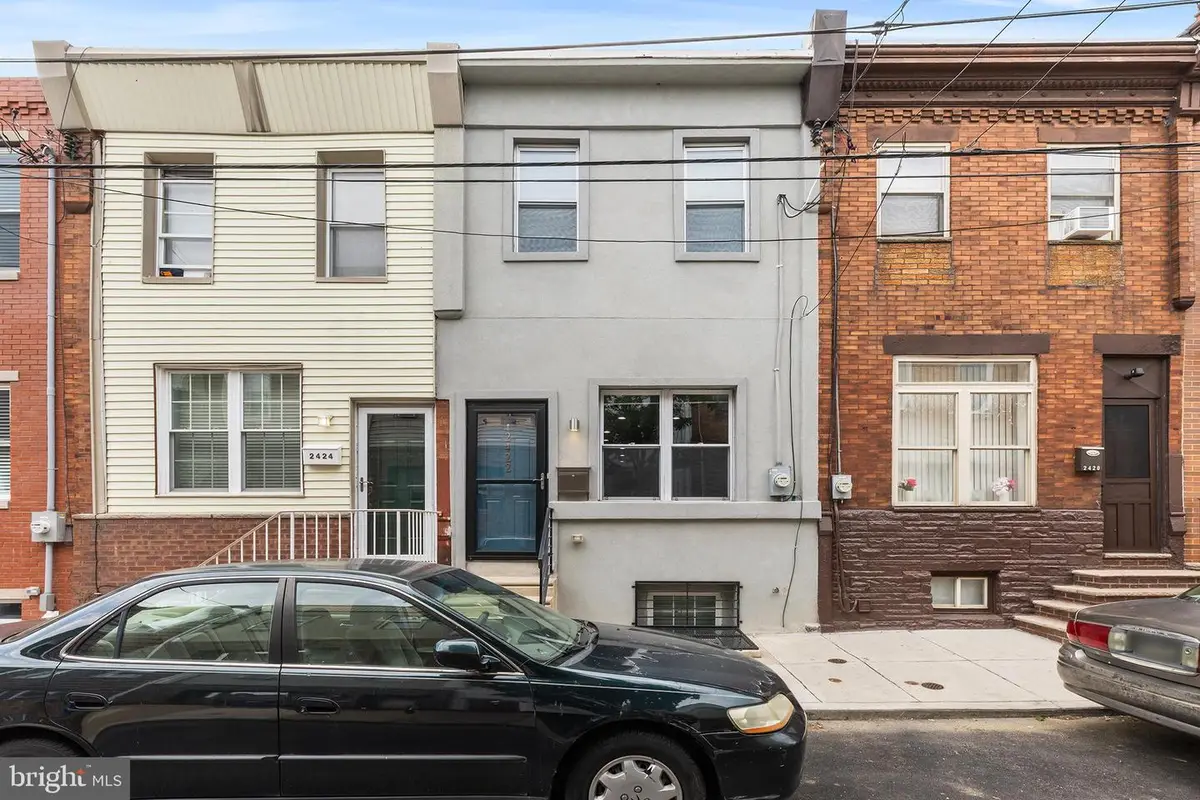 2422 S Juniper St, Philadelphia, PA 19148 - #1