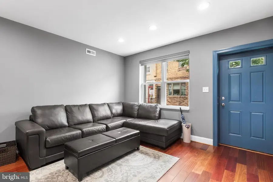 2422 S Juniper St, Philadelphia, PA 19148 - #3