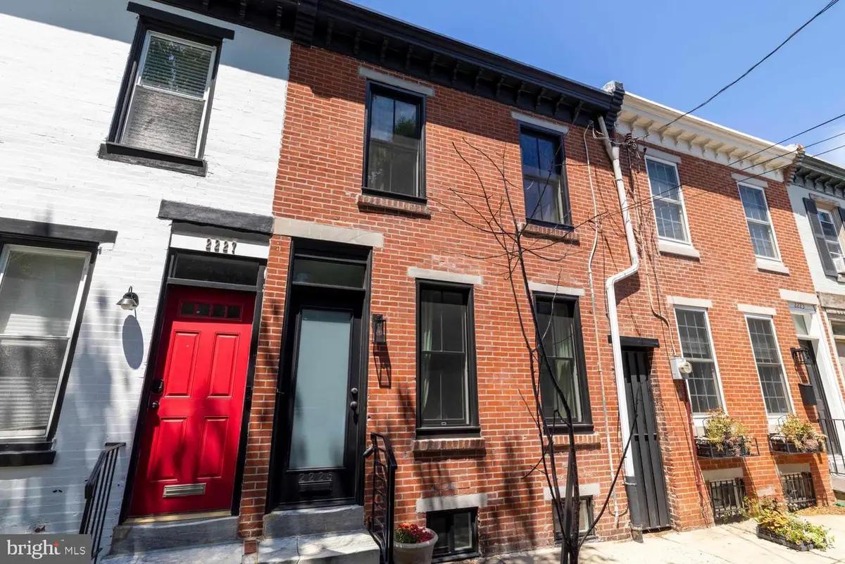 2225 Pemberton St, Philadelphia, PA 19146 - #1