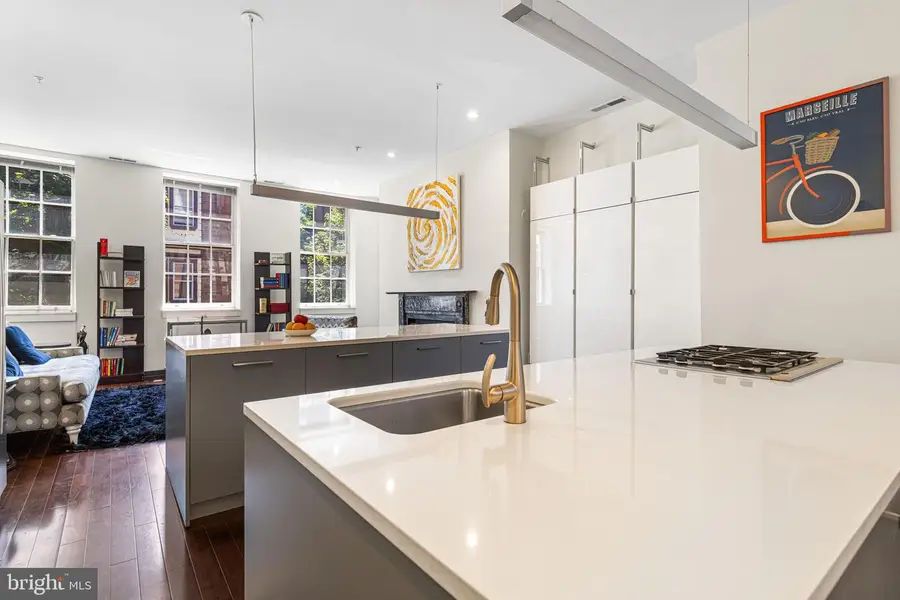 521 Pine St #2, Philadelphia, PA 19106 - #2