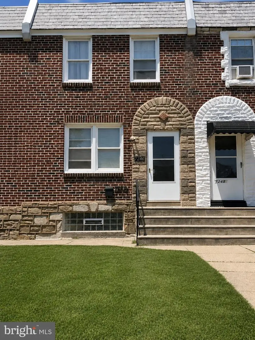 7246 Oakland St, Philadelphia, PA 19149 - #1