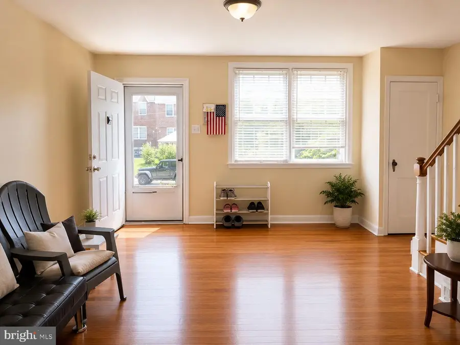 7246 Oakland St, Philadelphia, PA 19149 - #2