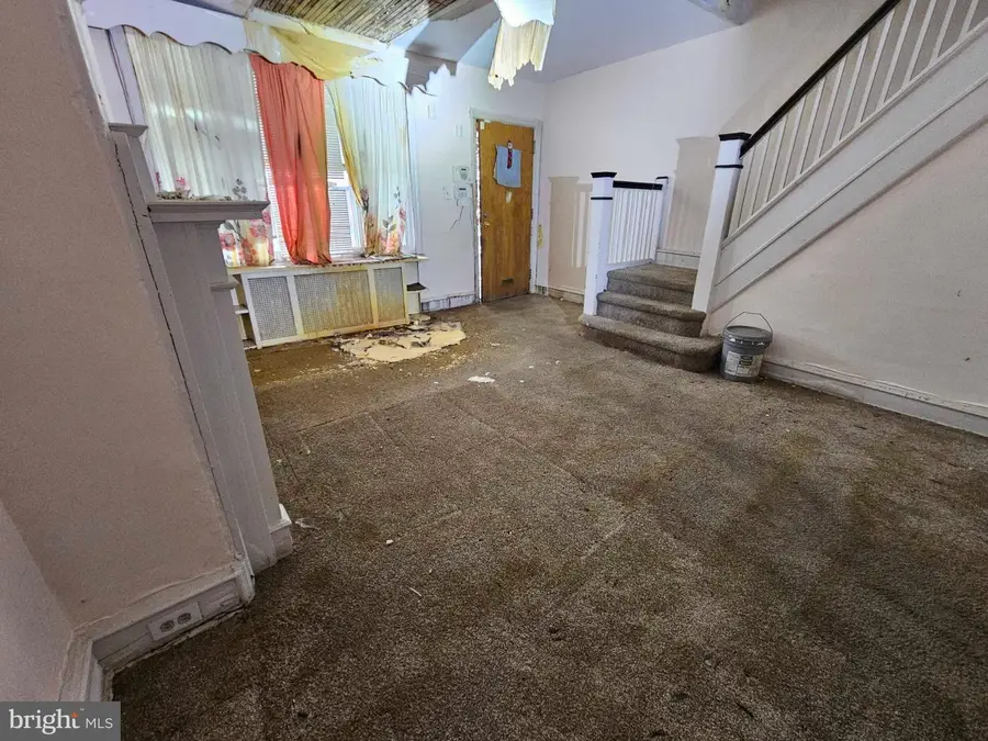 1928 Laveer St, Philadelphia, PA 19141 - #2