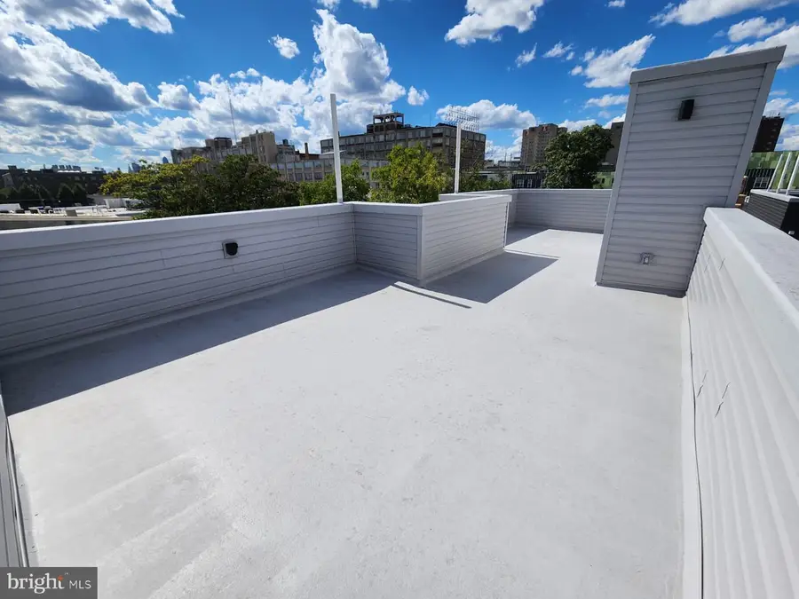 1932 N 8th St, Philadelphia, PA 19122 - #2
