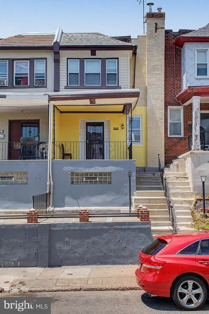 5640 N Warnock St, Philadelphia, PA 19141 - #1