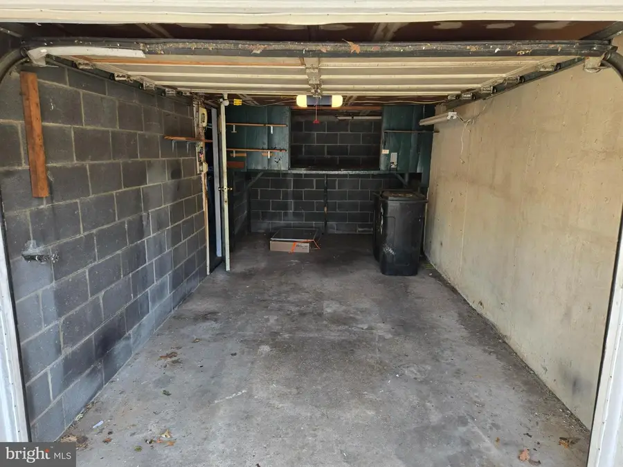 527 Martin St, Philadelphia, PA 19128 - #2
