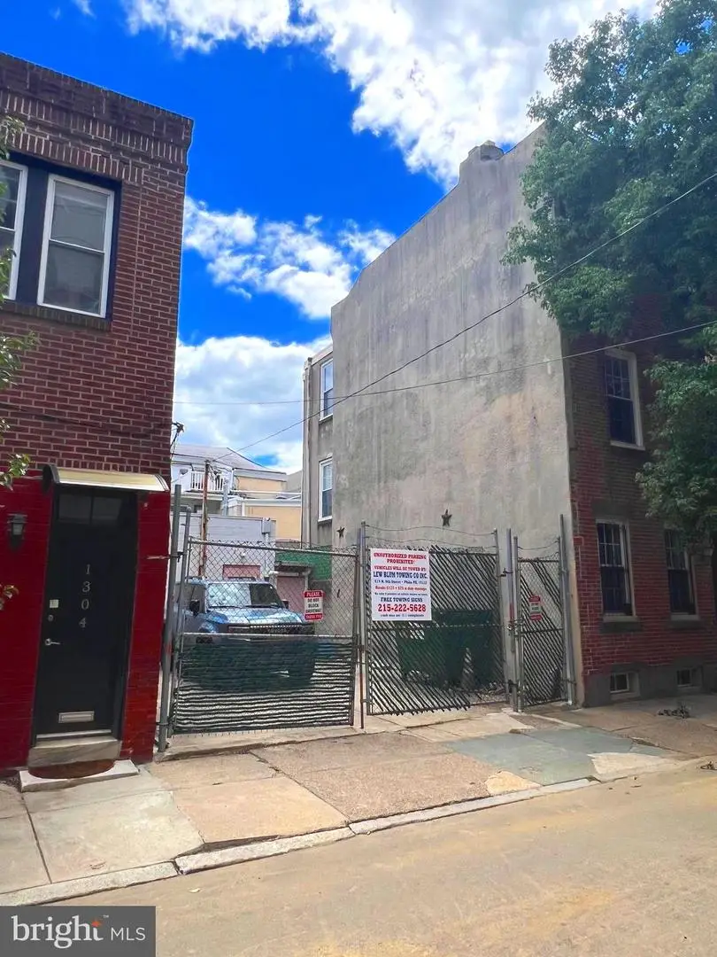 1306 Rodman St, Philadelphia, PA 19147 - #1