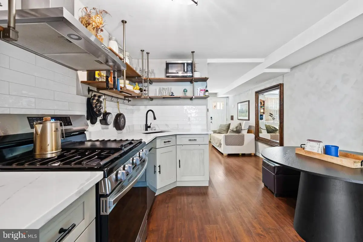 833 Kater St, Philadelphia, PA 19147 - #1