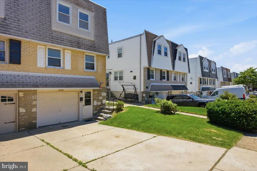 9955 Bridle Rd, Philadelphia, PA 19115 - #3