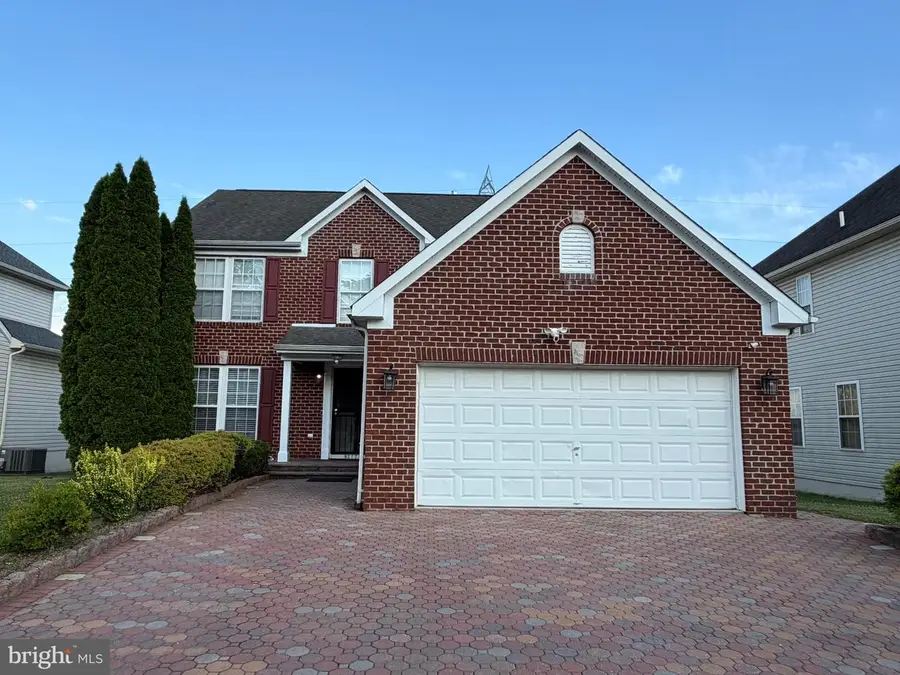 8217 Rose Petal Dr, Philadelphia, PA 19111 - #2