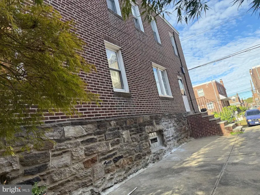 3011 Teesdale St, Philadelphia, PA 19152 - #2