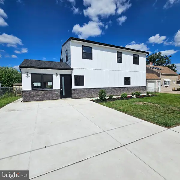 9215 Andover Rd, PHILADELPHIA, PA 19114