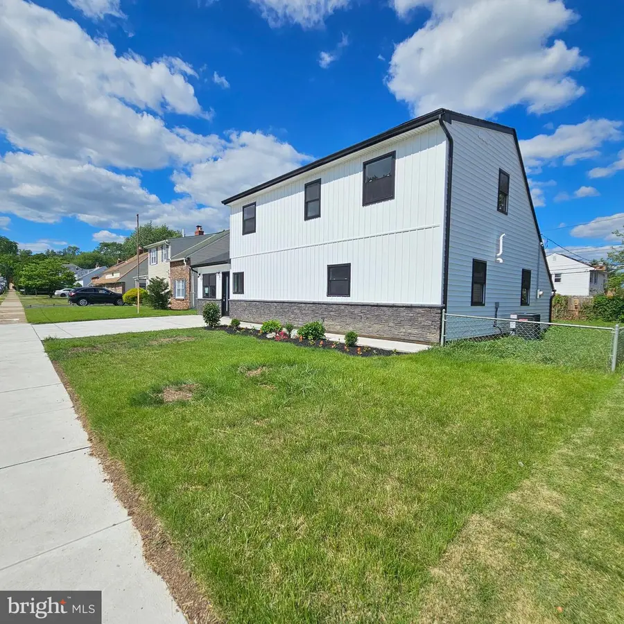 9215 Andover Rd, Philadelphia, PA 19114 - #2