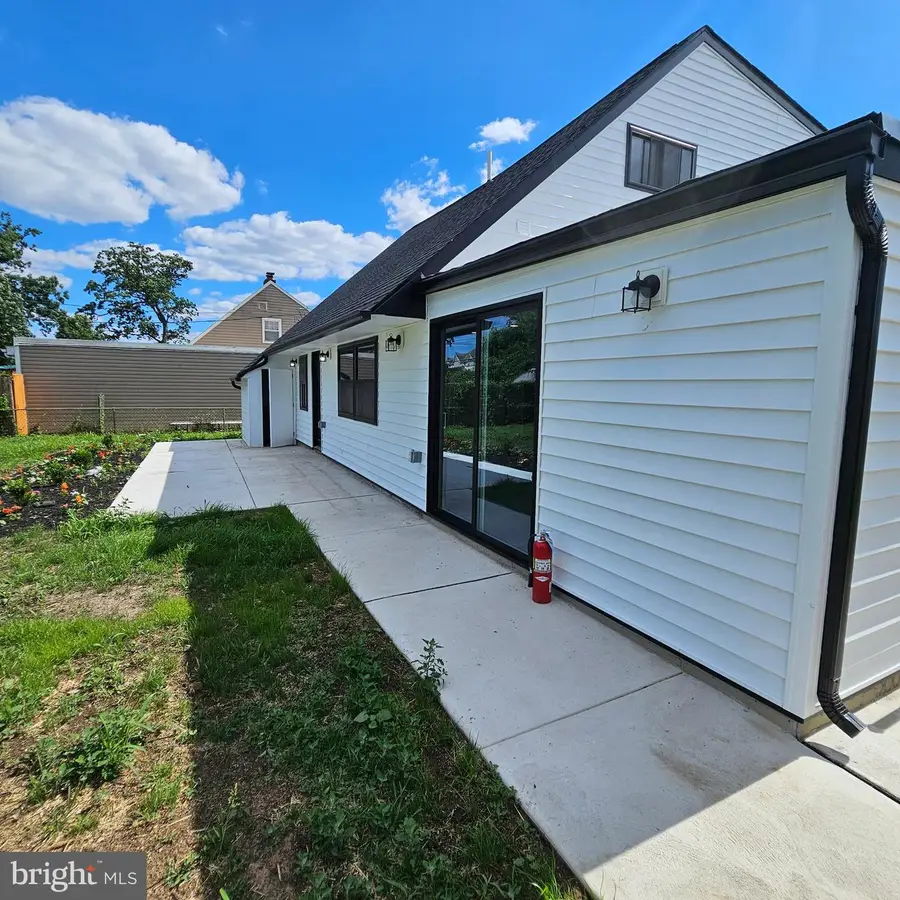 9215 Andover Rd, Philadelphia, PA 19114 - #3
